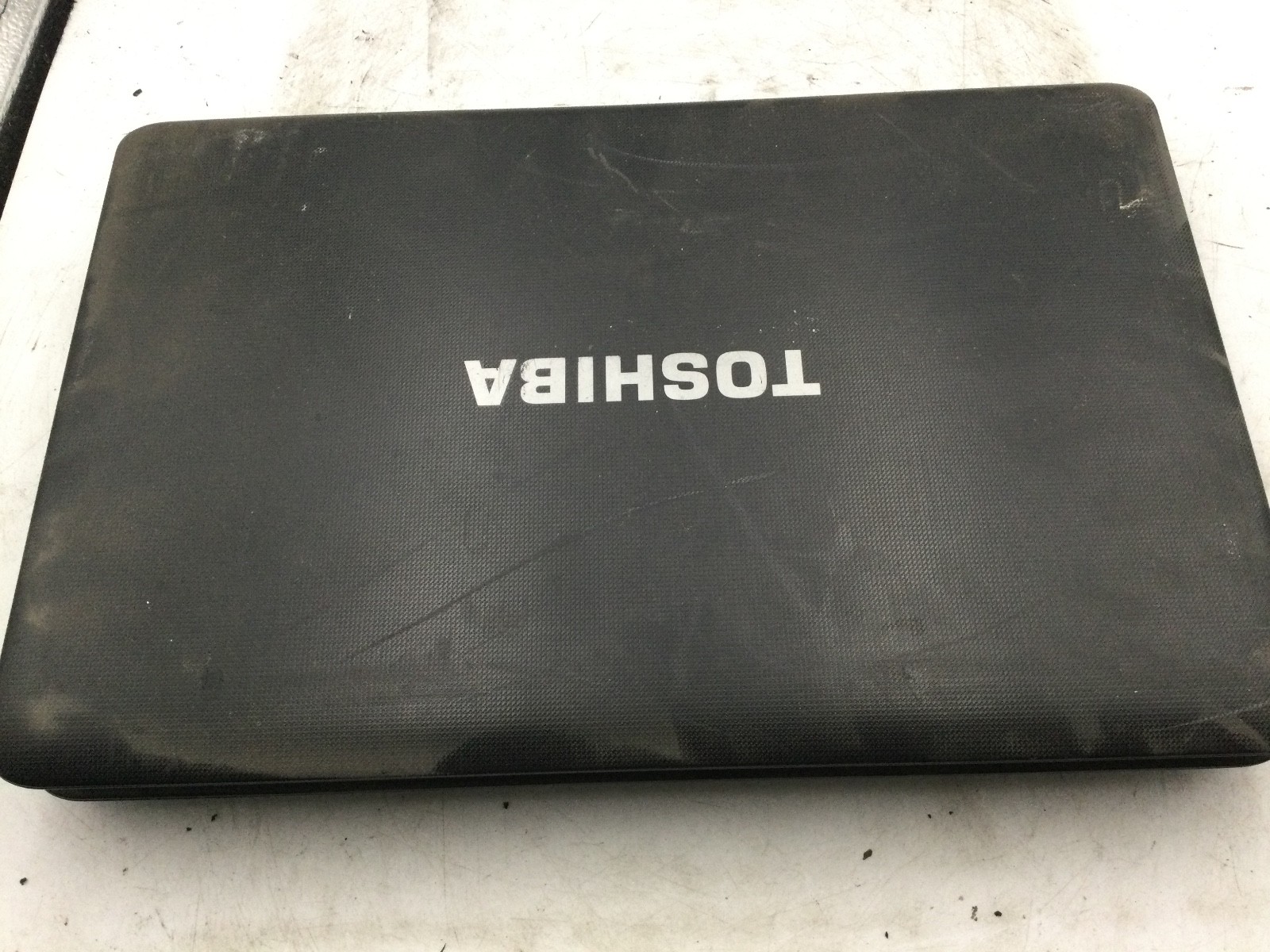 TOSHIBA SATELLITE C655D S5200 – FOR PARTS – AMD E 350 – 3GB RAM – 15″ – READ -BB