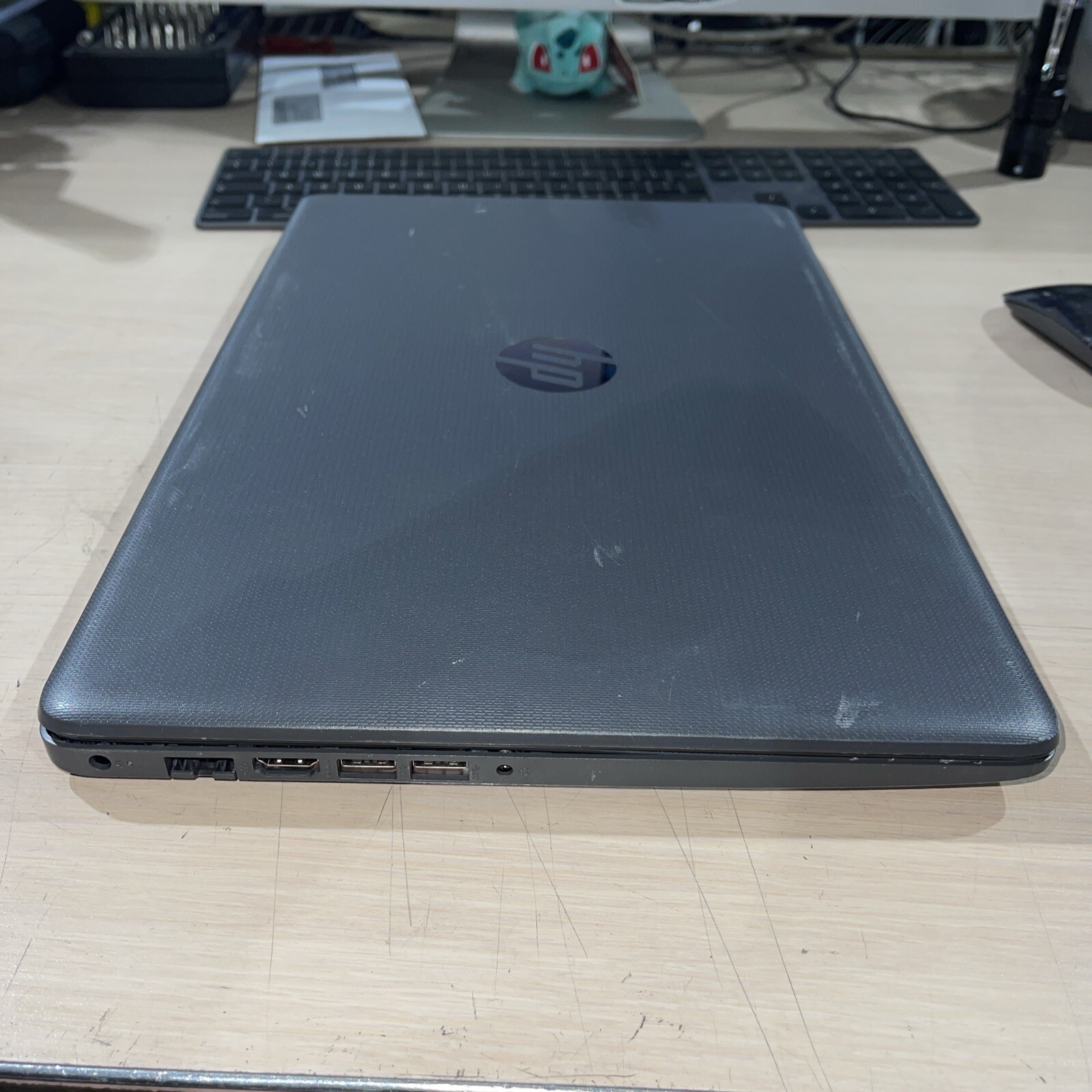 Hp 255 G7 Notebook AMD A4-9125 Radeon 4GB RAM NO HD !