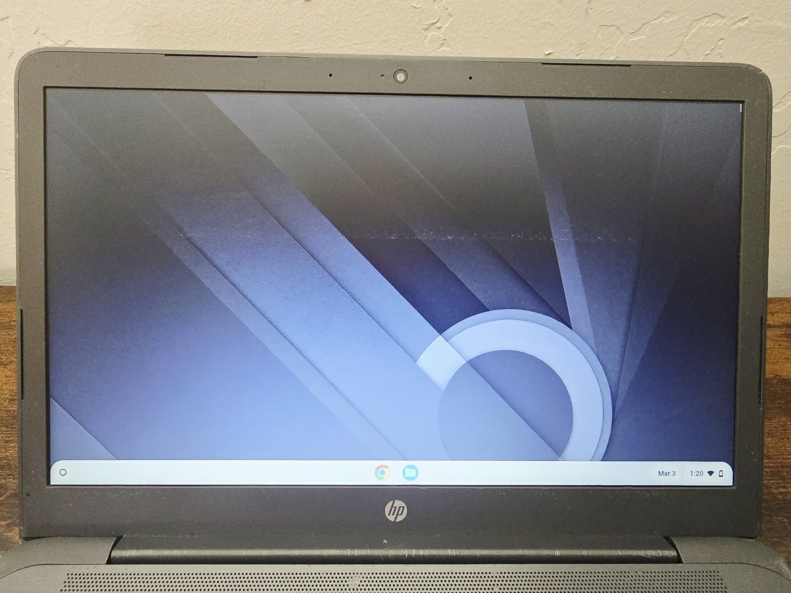 HP ChromeBook 14 G5 14″ Touchscreen HD Laptop Celeron Chrome OS