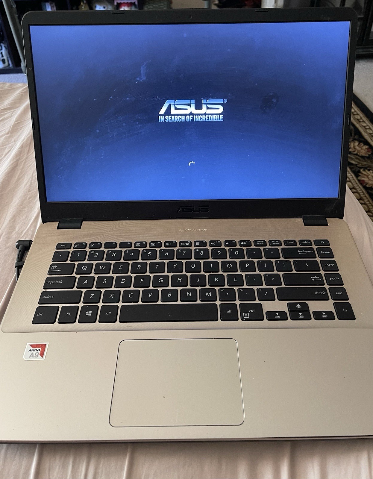Used Asus Vivobook 2017 15.6 Inch Laptop X505B AMD A9 500gb SSD 16gb RAM