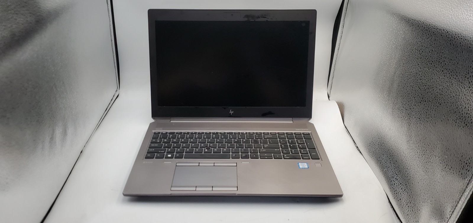 HP ZBook 15 G6 Laptop Intel Core i7-9th Gen 2.6GHz 16GB RAM No SSD/BAT/OS T1000
