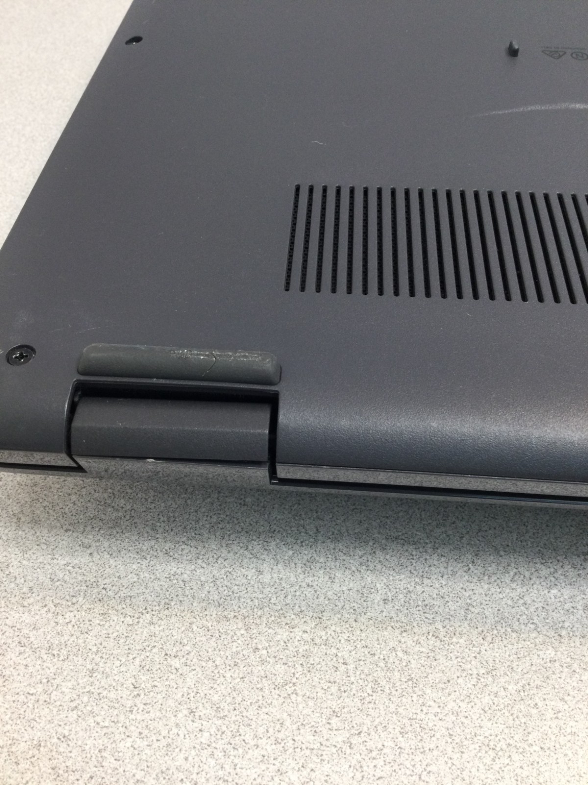 Dell Latitude 3510 15.6″Core i5 10TH GEN 12GB RAM 256GB SSD 1.60ghz** RAED**
