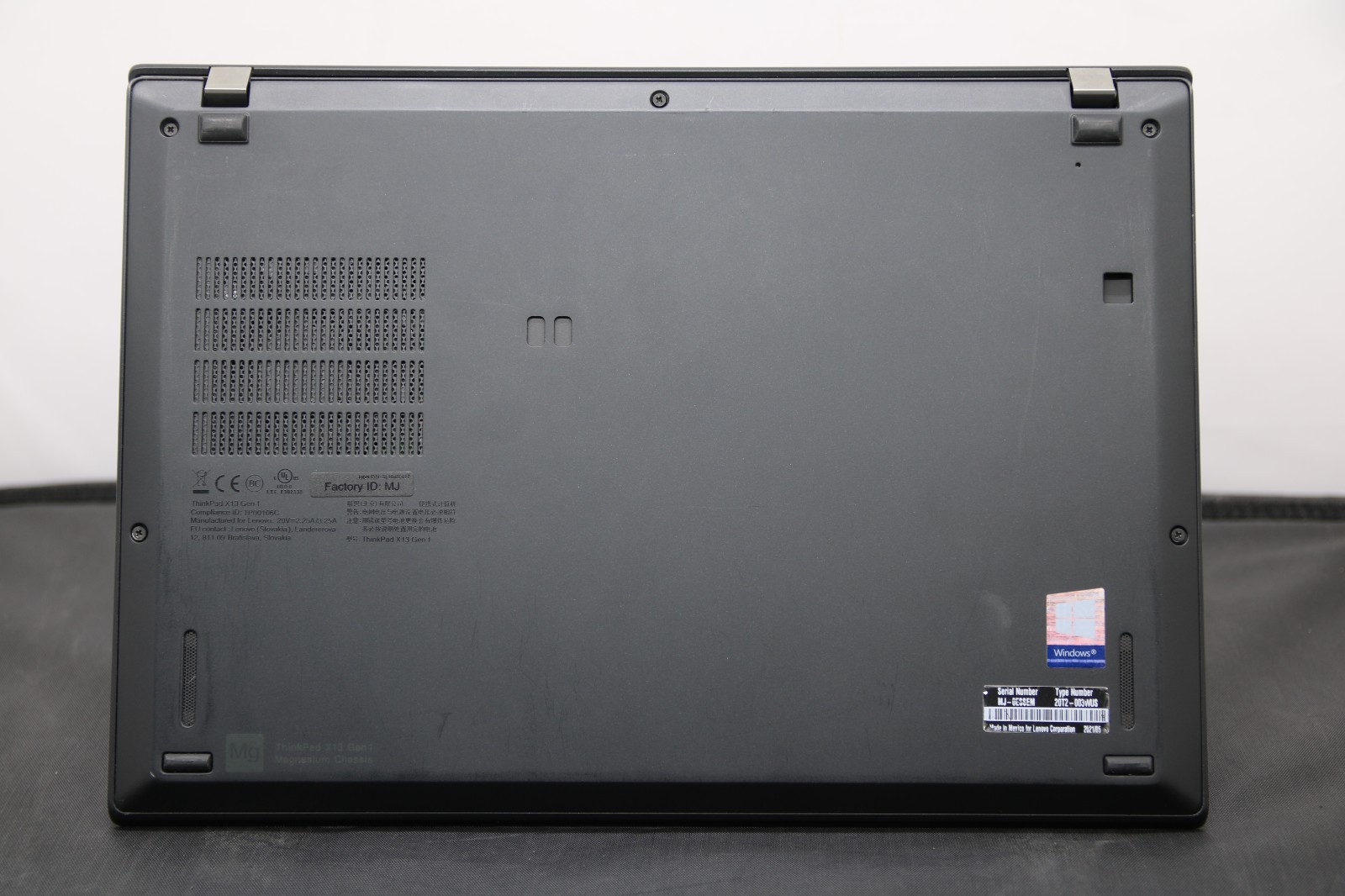 Lenovo ThinkPad X13 Gen 1 – i5-10310U – 16GB, 256GB, Win 11 +ADP *Bad USB Ports*