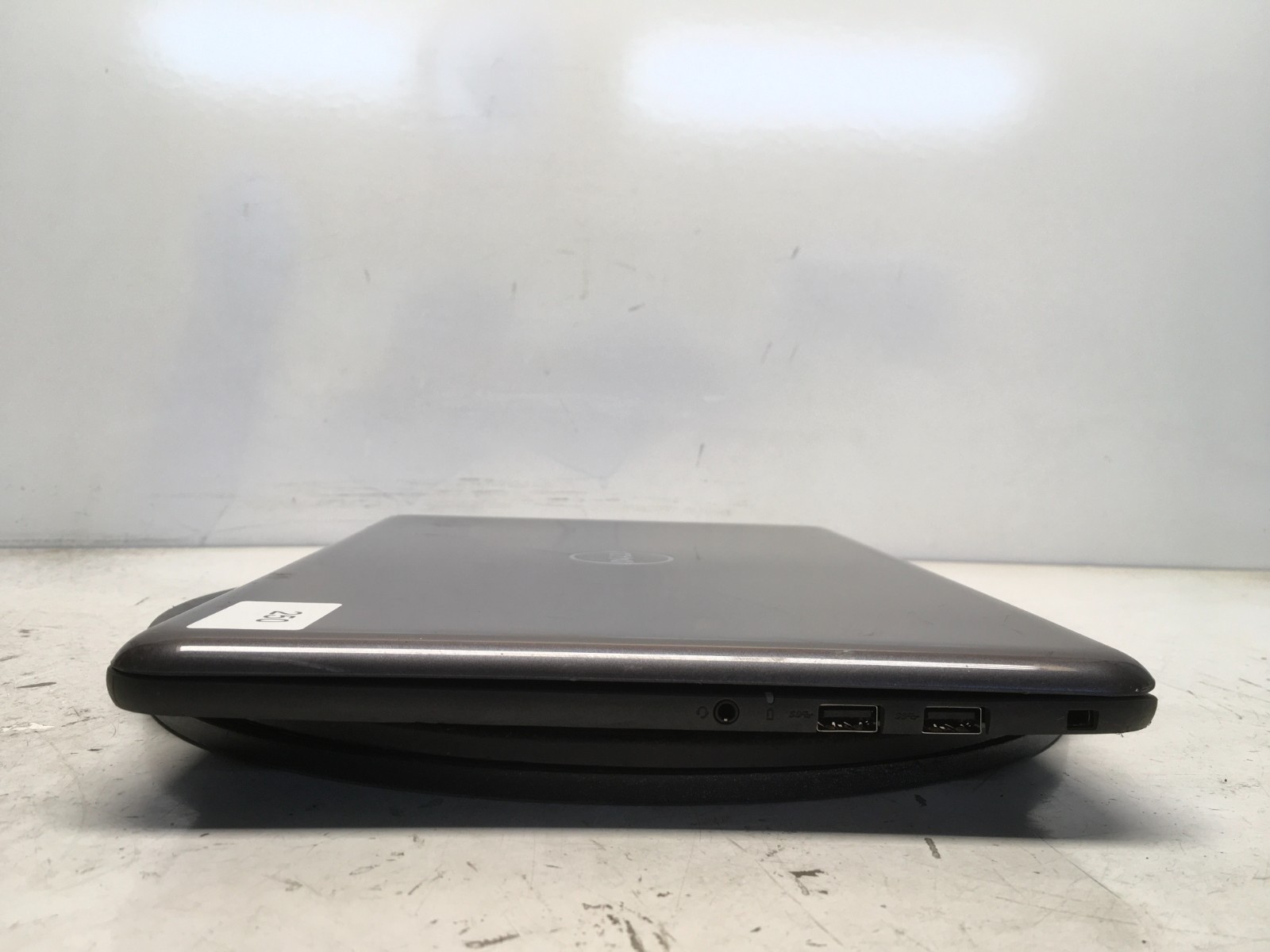 Dell Latitude 3380 Intel i5-7200U 2.5GHz NO RAM NO HDD No Batt BIOS LOCKED