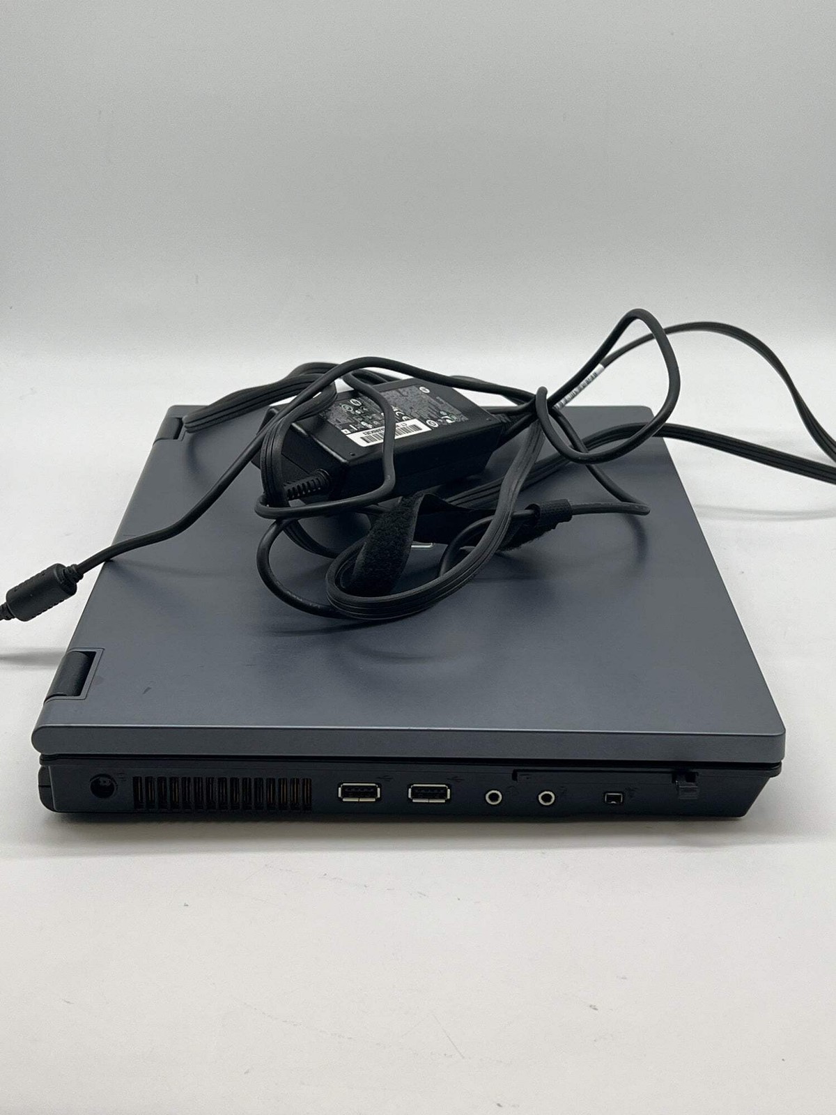 HP Compaq 6710b Core 2 Duo 2GB DDR2 – For Parts Bad Battery