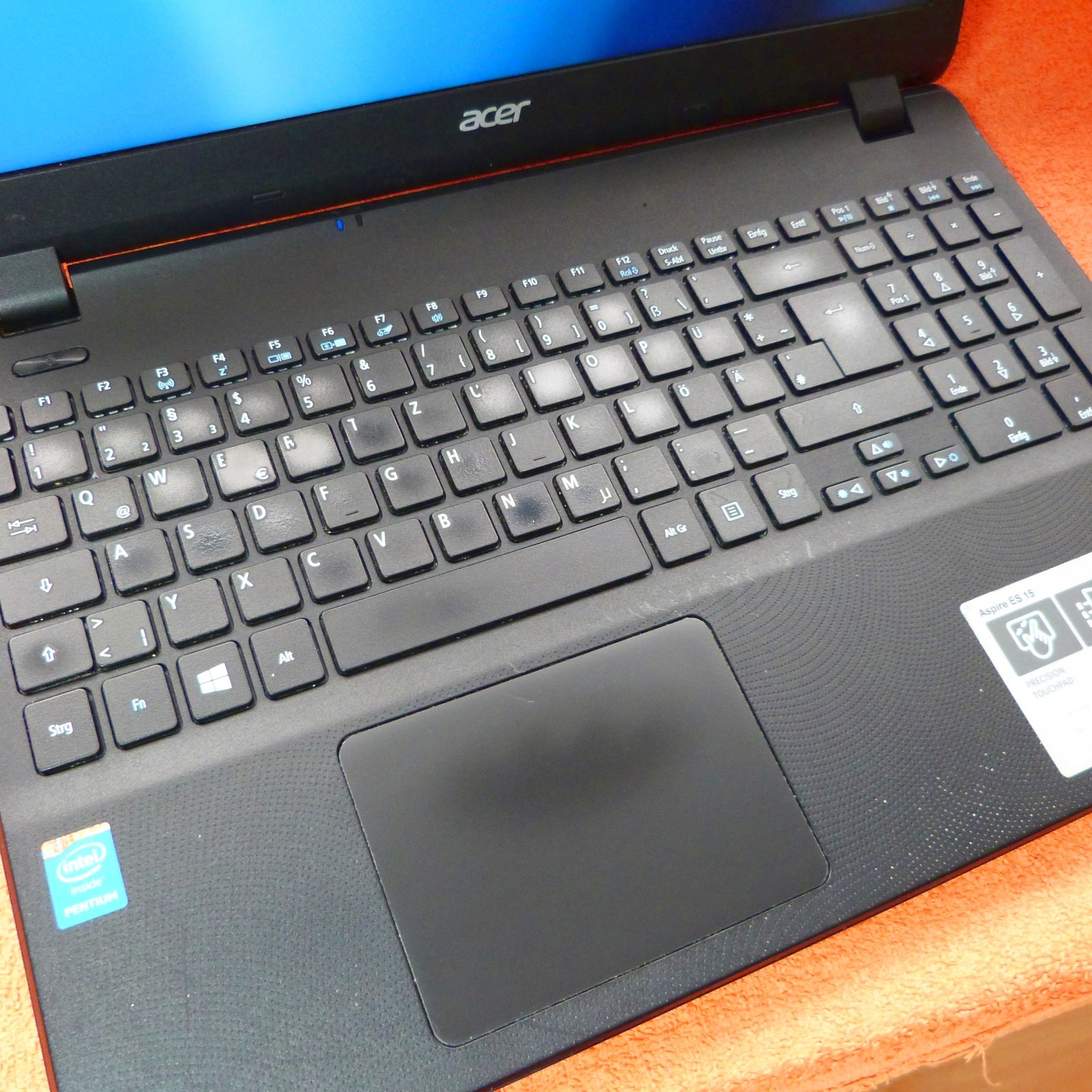 FAULTY Acer ES1 531 UltraBook 15 inch l SSD l 8 GB RAM HOBBYIST