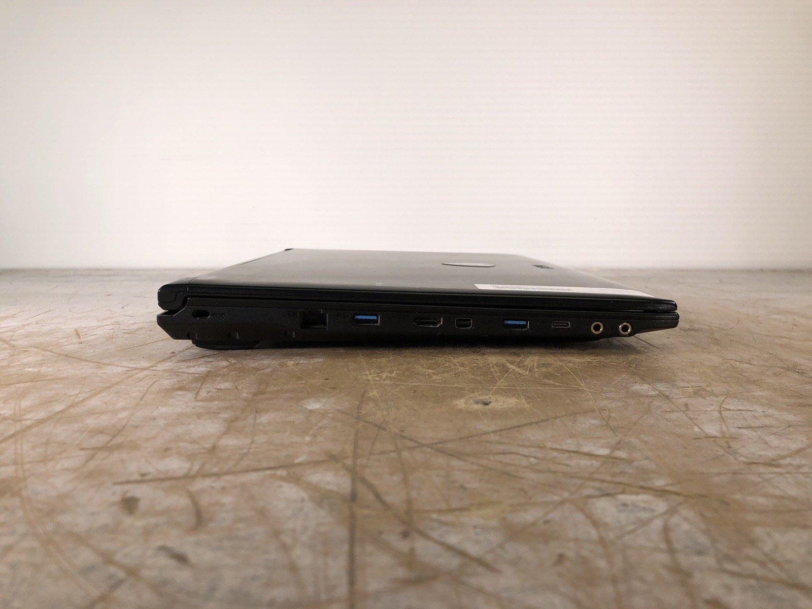 MSI MS-16J9 I5-7300HQ @ 2.50GHz, 16GB RAM, NO HDD/OS