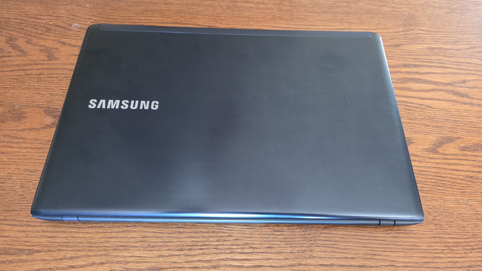 Samsung NP470R5E 15.6″ Laptop Intel Core i5-3230M @ 2.60 Ghz 6GB 750GB HDD W10