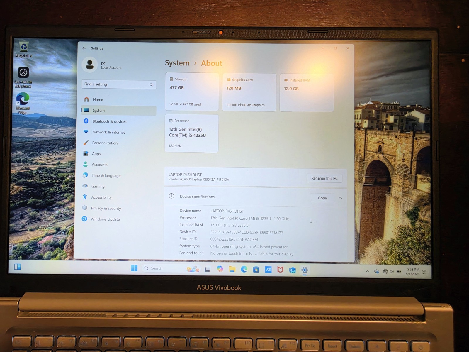 Asus Vivobook 15.6″ i5-1235U 12GB 512GB SSD
