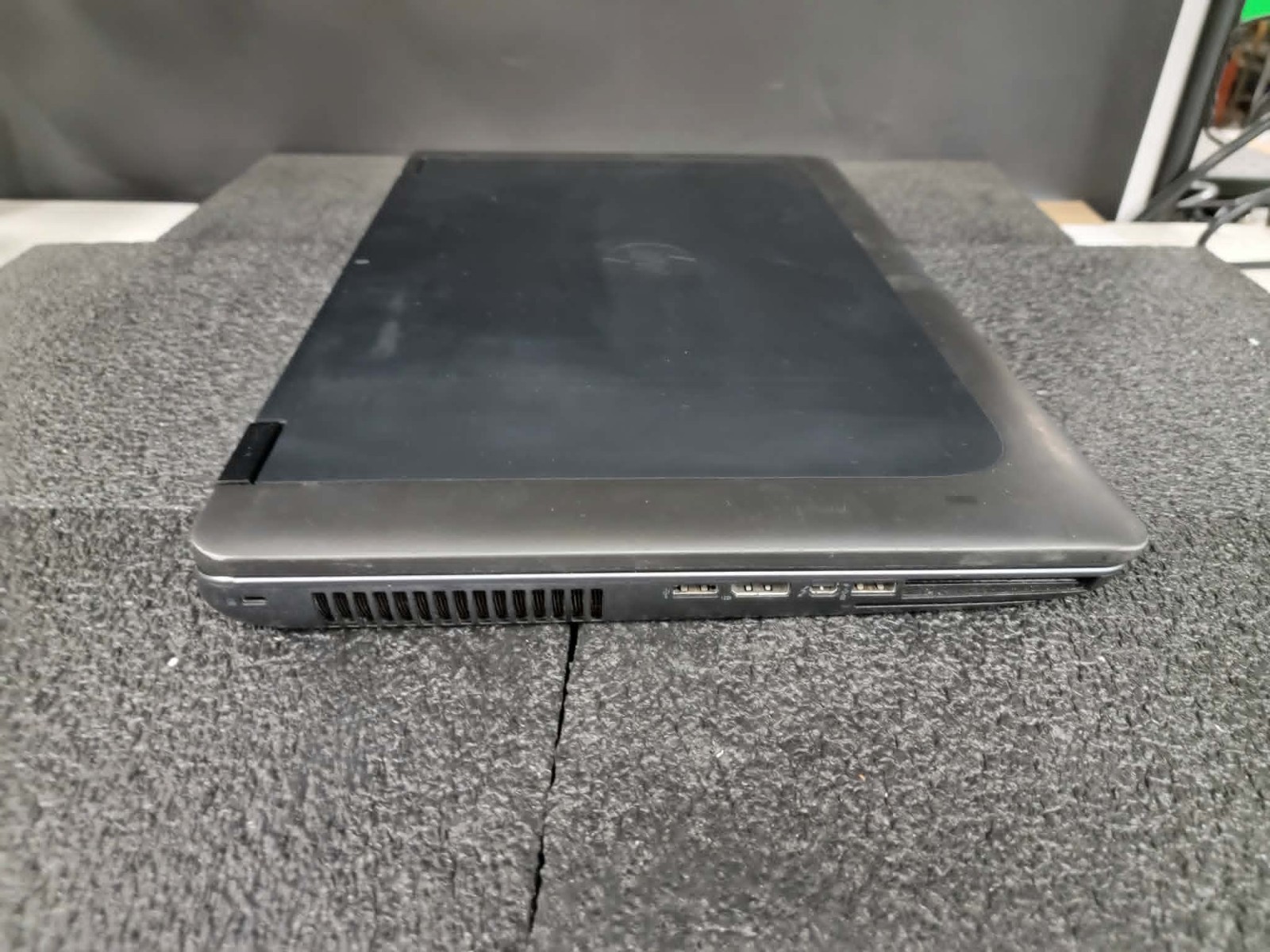 Lot 5 HP ZBook 17″ G2 i-7 4810MQ 2.8GHz 32GB RAM K3100M 4GB 256GB SSD 1TB HDD W1