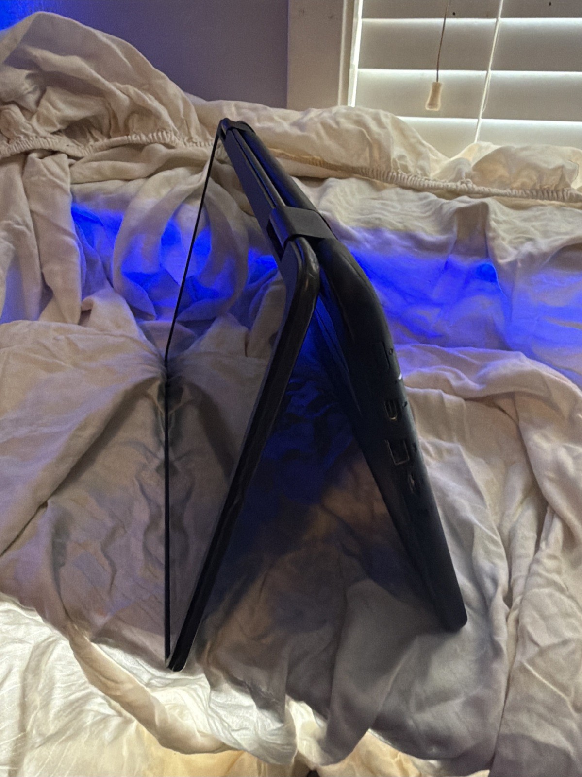 Dell Chromebook 3100 2 in 1 Touchscreen. Working