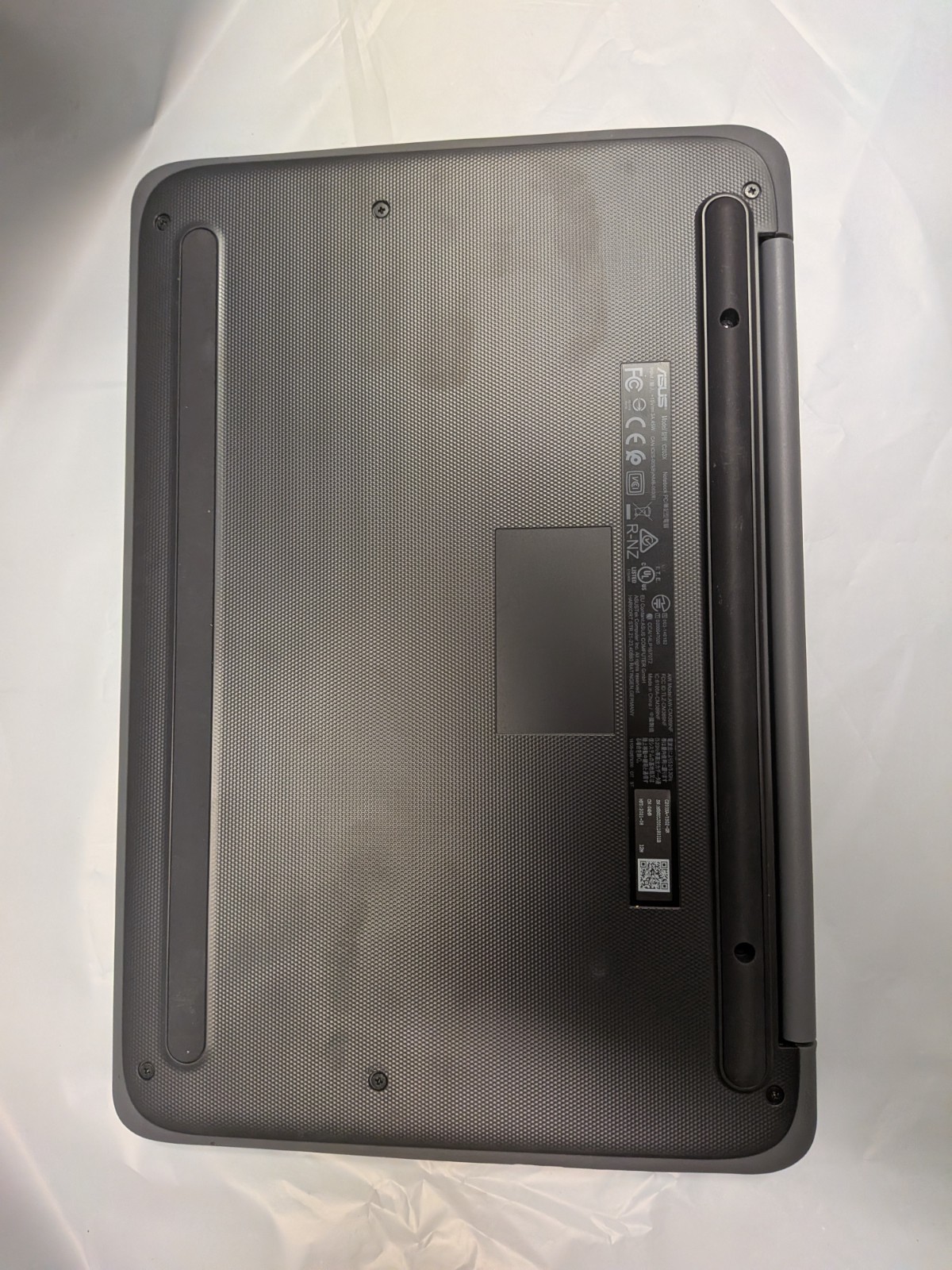 ASUS Chromebook 11.6” HD, Quad-Core Processor, 4GB RAM, 32GB eMMC, Dark Grey