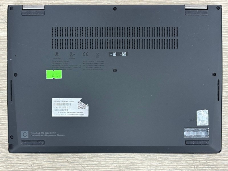Lenovo ThinkPad X13 Yoga Gen 2 i5-1145G7 16GB 256GB SSD W11P -screen bezel issue