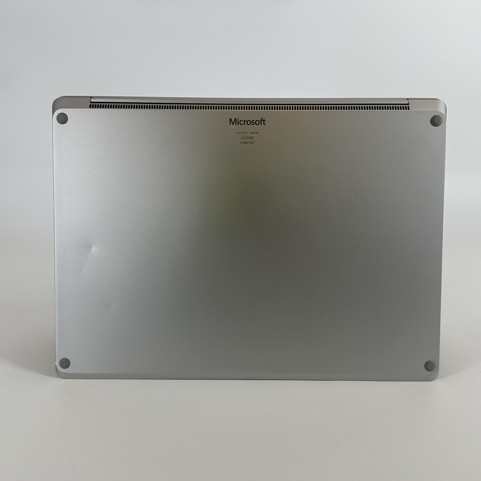 Microsoft Surface Laptop 4 13.5 2K TOUCH 2.2 GHz Ryzen 5 4680U 8GB 256GB SSD