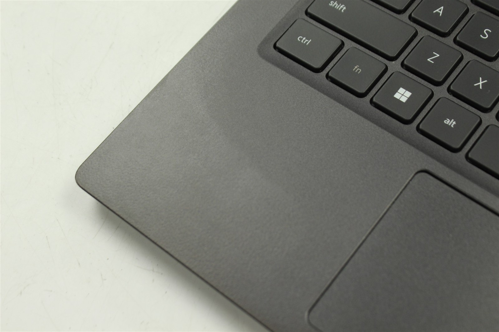 Dell Latitude 7330 13.3″ FHD Touch i5-1245U 1.6GHz 256GB SSD 16GB RAM W11P