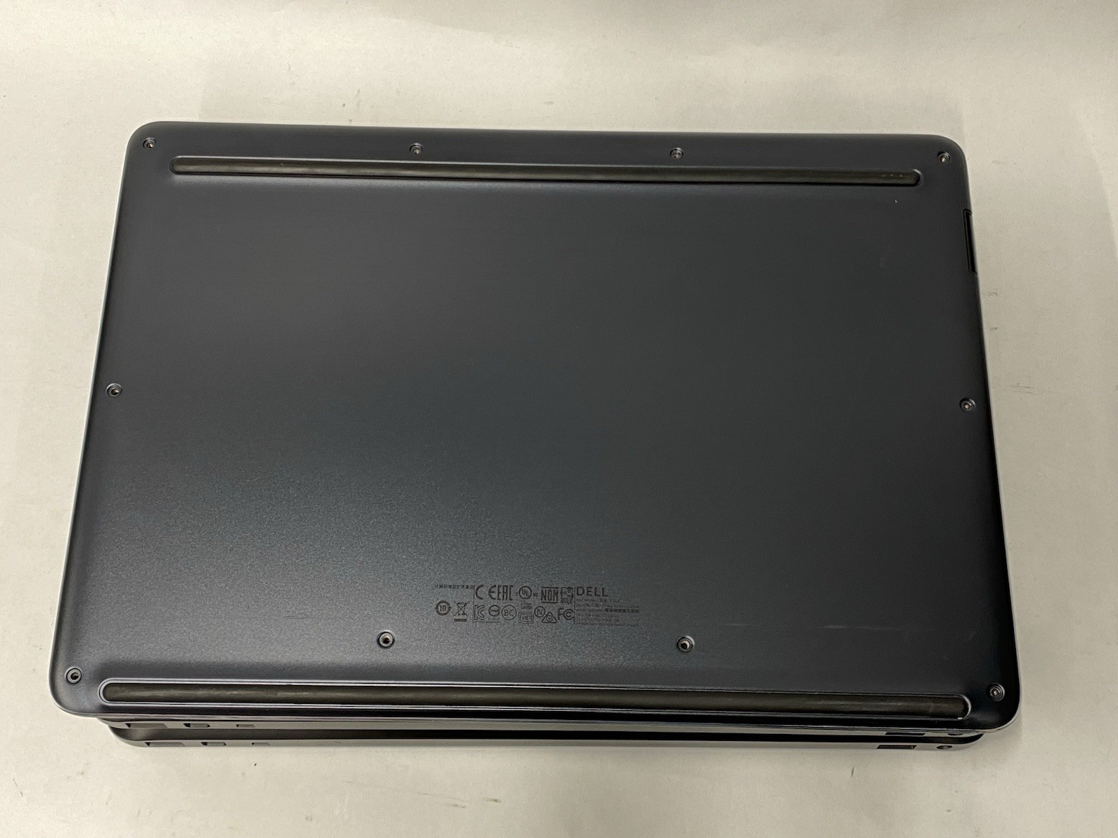 Lot of (9) Dell Latitude 7350 – Touch FHD – M-5Y71 – No RAM/SSD/OS – READ