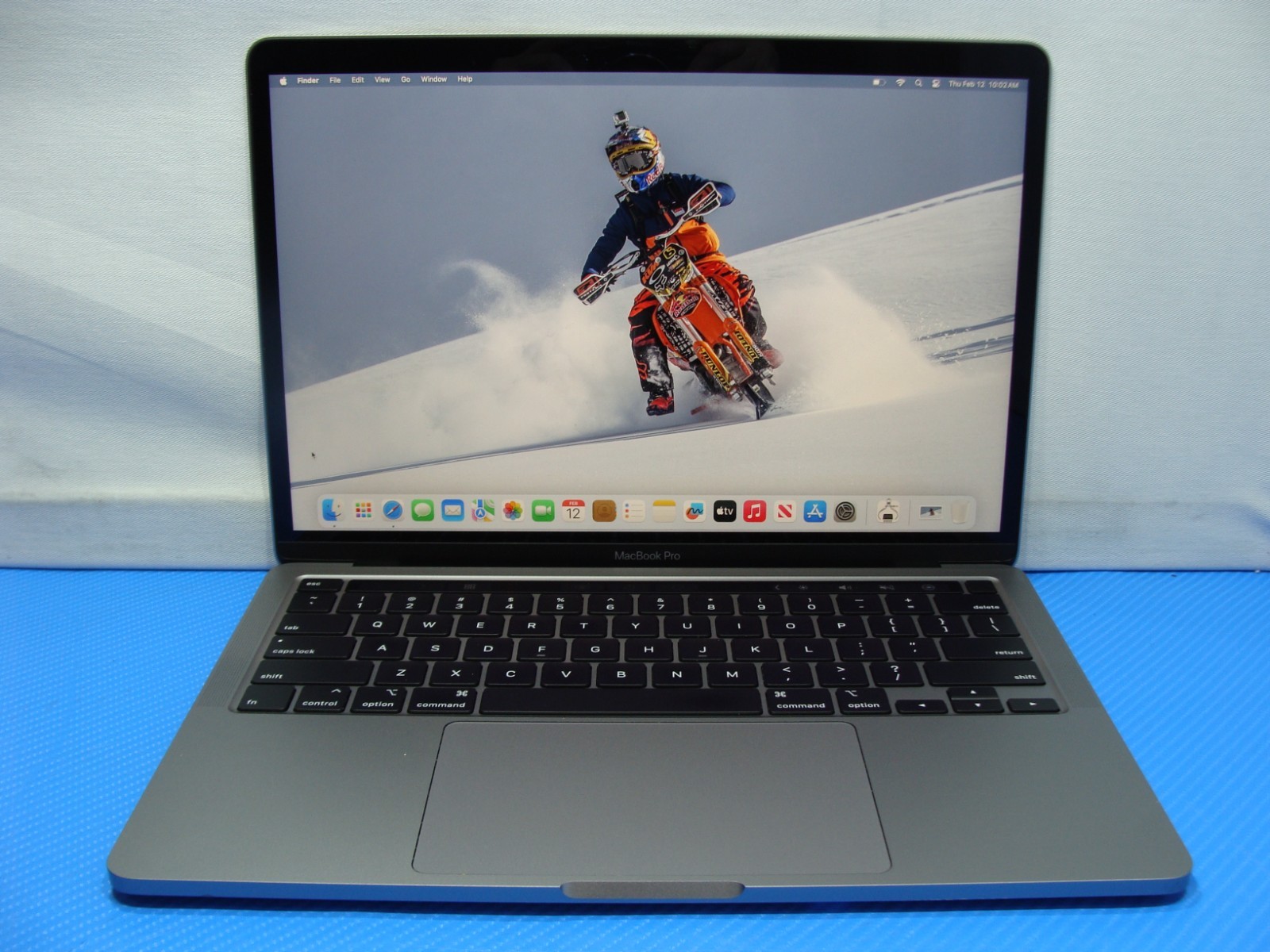 Apple MacBook Pro 13″ (2020) A2251/BTO i7-1068NG7 2.3GHz 32GB 512GB Sequoia +PA