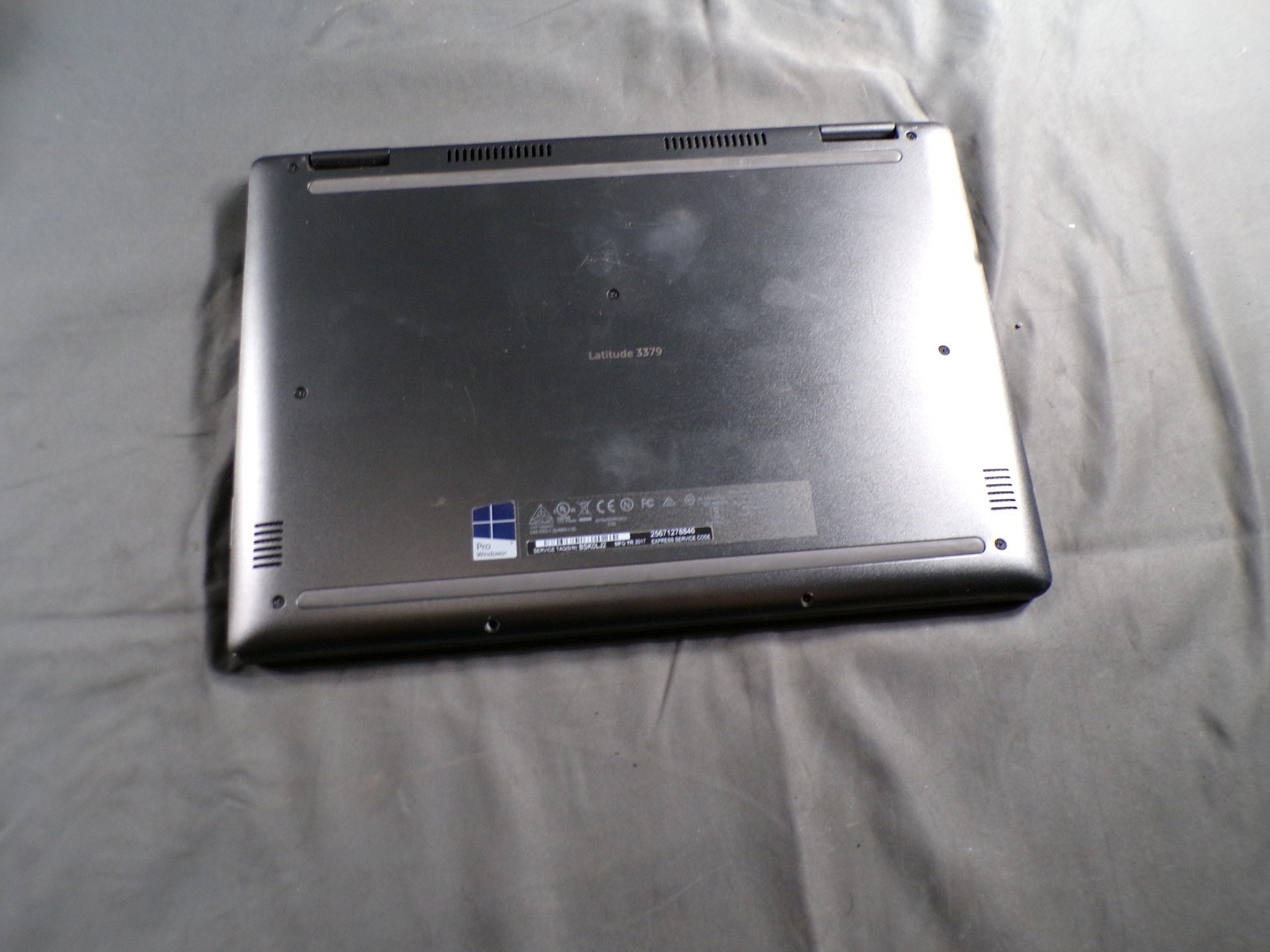 DELL LATITUDE 3379 INTEL CORE i3-6006U 2.00GHZ 4GB RAM **NO HD/ NO CADDIE/ NO OS