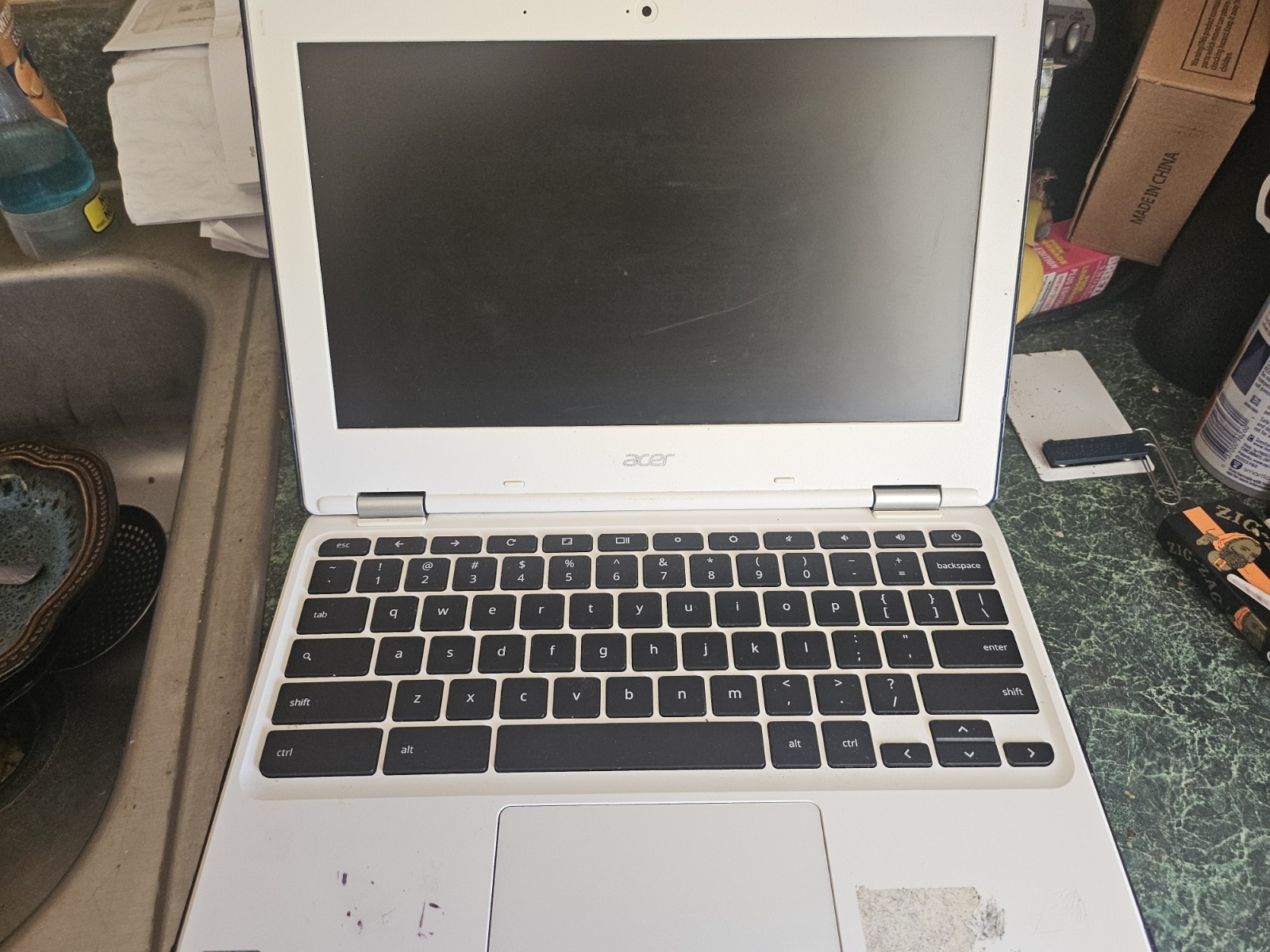 Acer Chromebook CB3-111 Series White 11.6″ Laptop missing charger