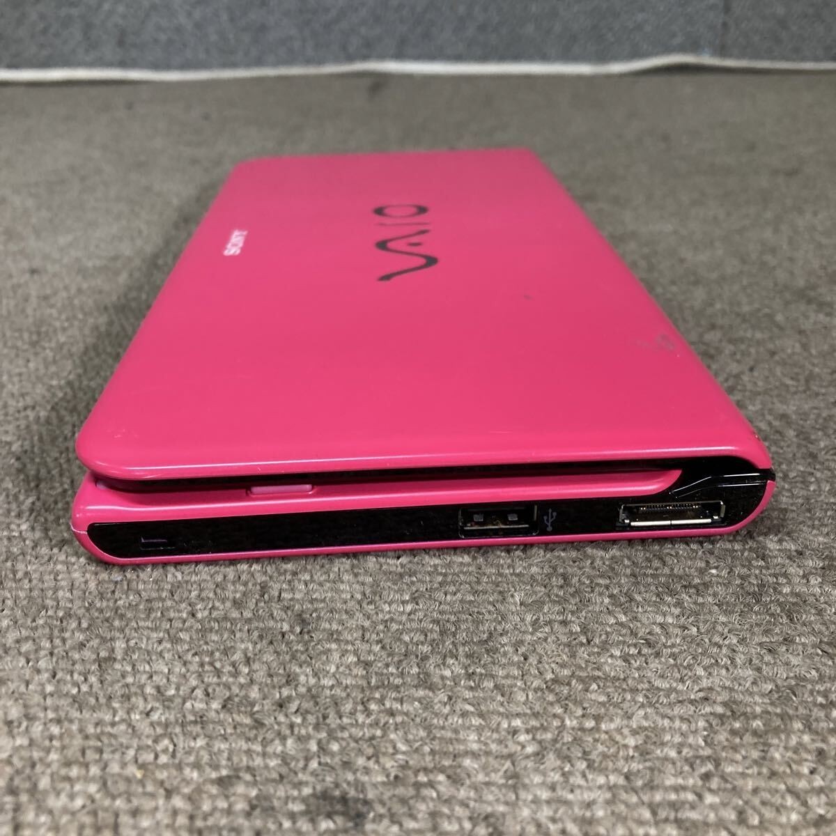 SONY VAIO P Series type P VPCP119KJ PCG-11113N Atom Z530 1.6GHz 2GB Pink Used