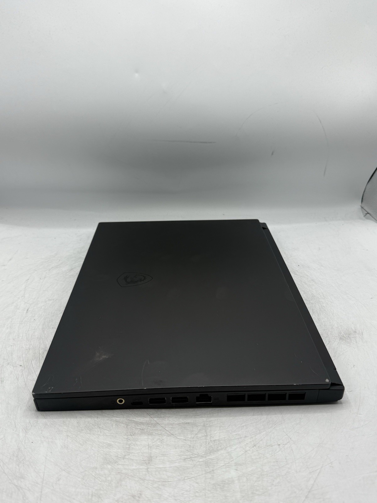 MSI GS66 Stealth 15.6″ FHD i9-10980HK 3080 READ