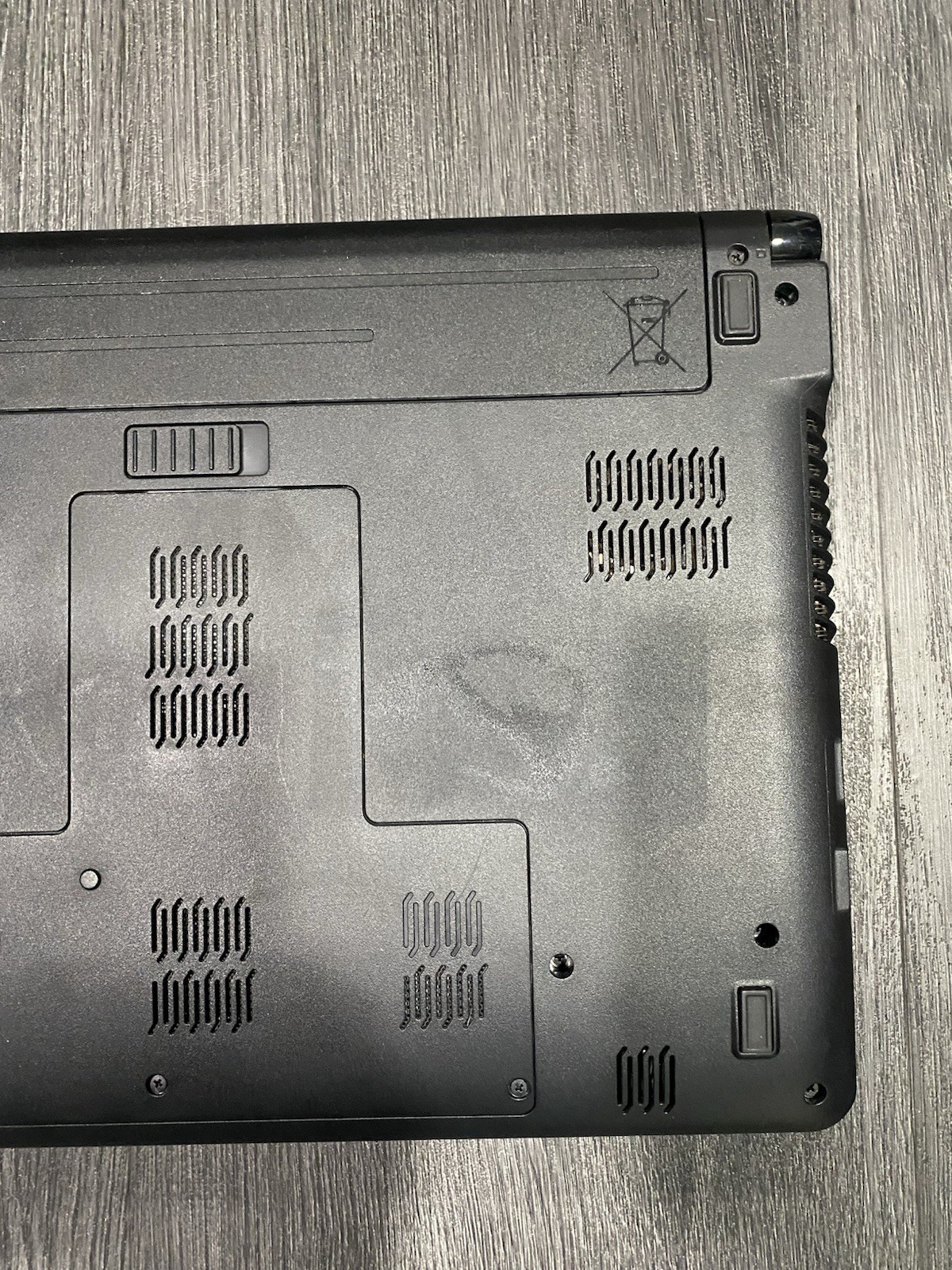Dell Inspiron N5040 Laptop