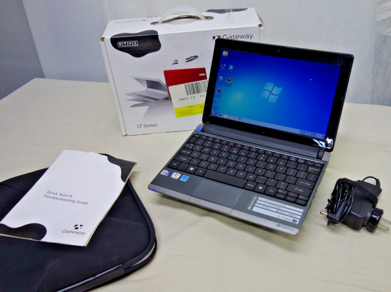 Gateway LT2104u NAV50 Netbook 10.1″ Intel Atom 1GB RAM 250G Box Manual Case Win7