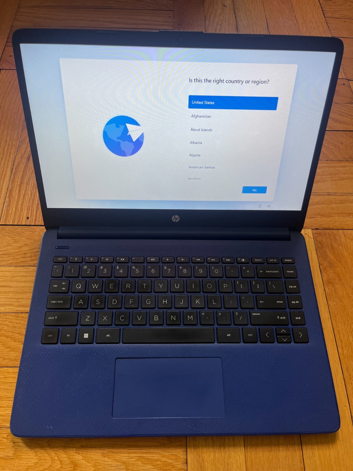 HP 14″ Laptop (Intel Celeron N, 4GB Memory, 64GB eMMC) Indigo Blue