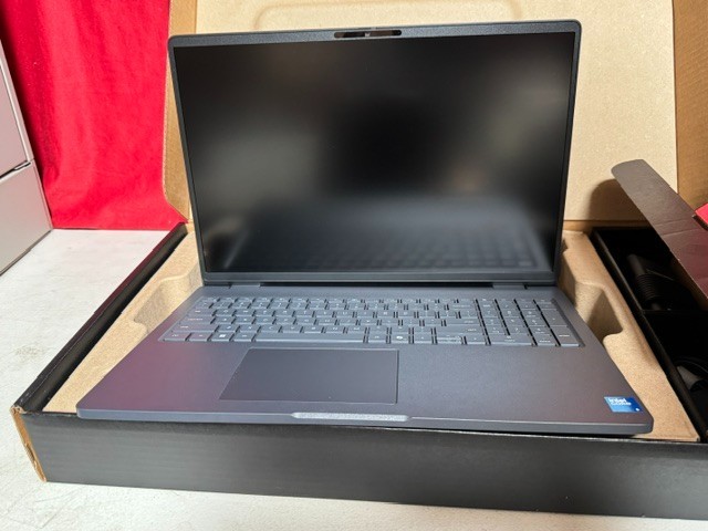 Dell Pro 16″ Laptop Core 5 120U 16GB 512GB SSD WiFi 6E W11P – DYFPN