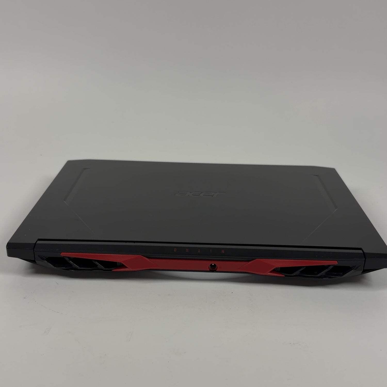 Acer Nitro 5 AN515‑55 i5-10300H 2.5GHz 16GB RAM 512GB SSD GeForce RTX 3050 Ti