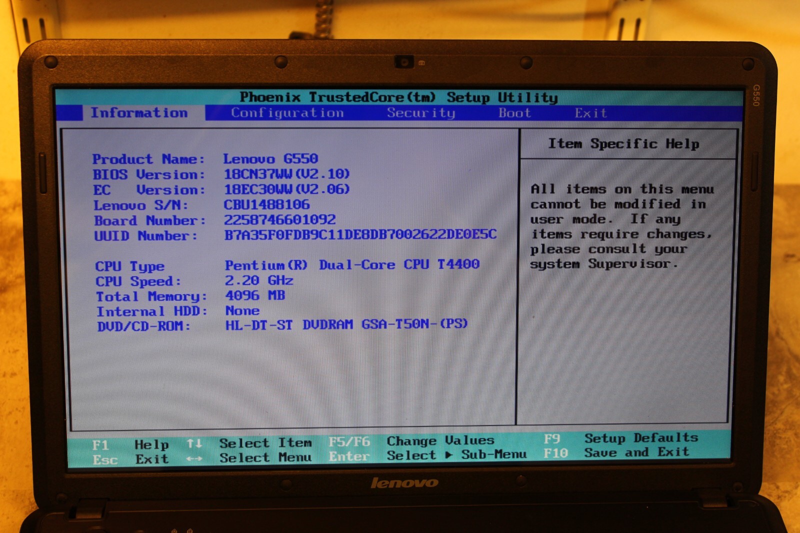 Lenovo G550 For Parts Posted Bios No HDD 4GB Ram Touchpad Flaky T4400@2.20GHz