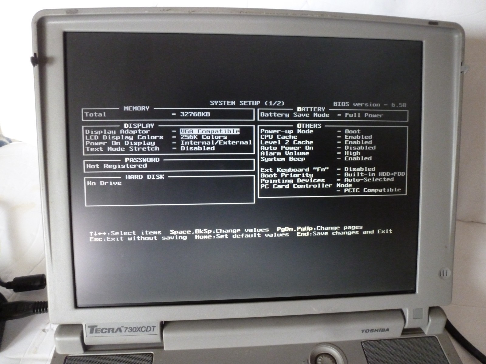 Vintage TOSHIBA TECRA Laptop 730XCDT/2.1 TESTED Windows 98