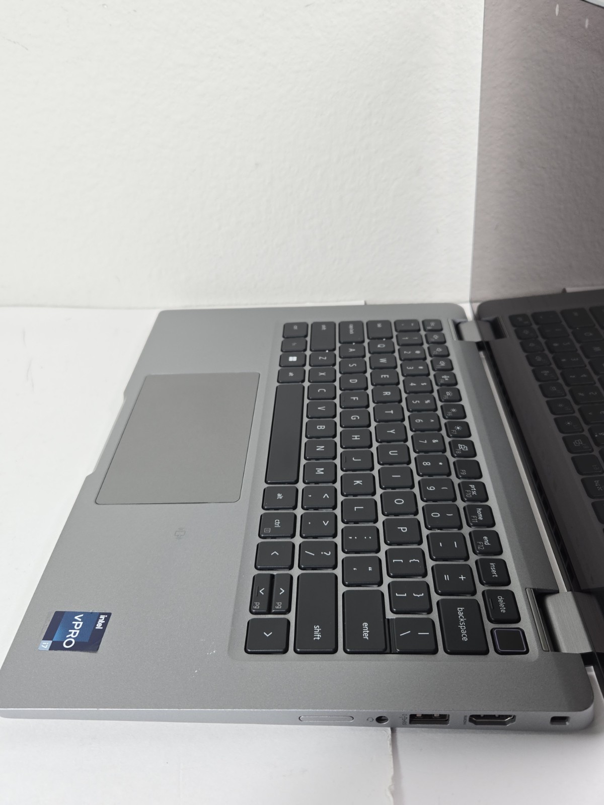 DELL Latitude 5330 i7-1265U 4.15GHz 16Gb RAM 512Gb NVMe 2-in-1 Touch Win11Pro