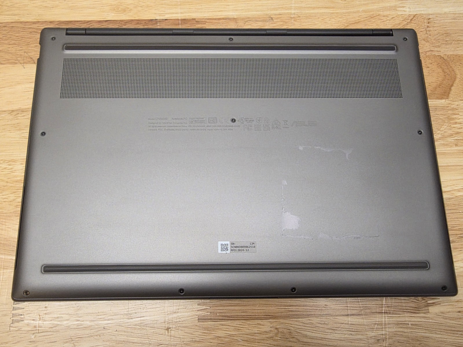 ASUS Zenbook S 14” 3K OLED Touch 120Hz Core Ultra 7 32GB 1TB Copilot+