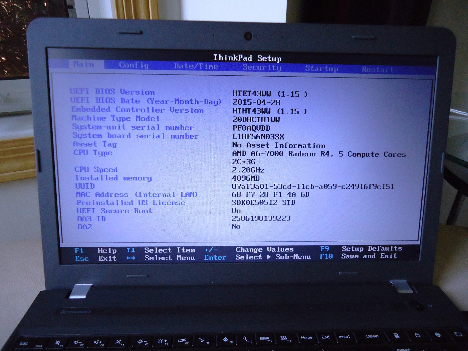 Lenovo ThinkPad E555 15.6″ Laptop AMD 6-7000 for Parts of Repair
