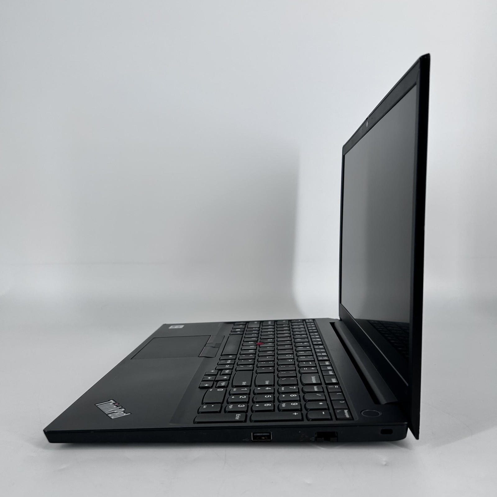Lenovo ThinkPad E15 15″ FHD i7-10510U 1.80GHz 16GB 256GB SSD Good