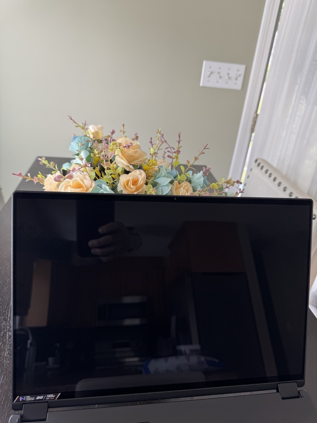 ASUS ROG Flow X16 GV601RM 16in Ryzen 9 6900HS 32GB 1TB RTX 3060 W11 Touch