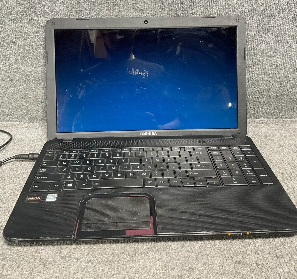 Toshiba Laptop PSCBUU-002008 Vision AMD HDMI USB Used