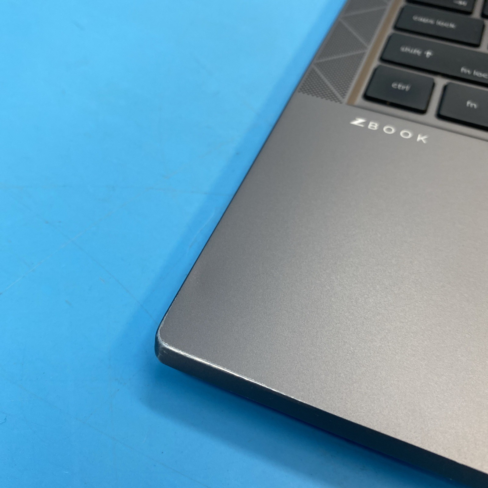 HP ZBook FireFly G7 | i7-10510U | 16GB RAM | Quadro P250 | NO SSD/OS | 77% BATT
