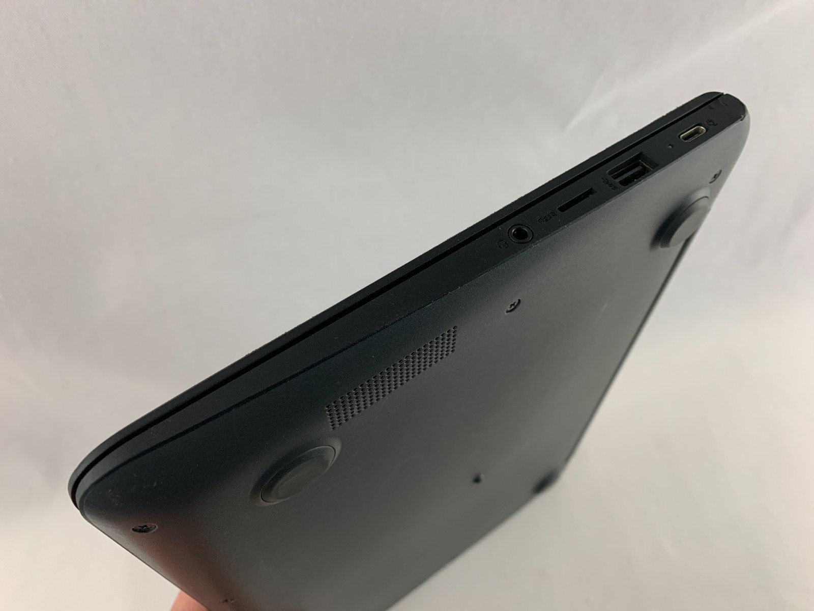HP Chromebook 11 G6 EE, Intel Celeron N3350 2.4GHz, 4GB RAM, 92% Battery