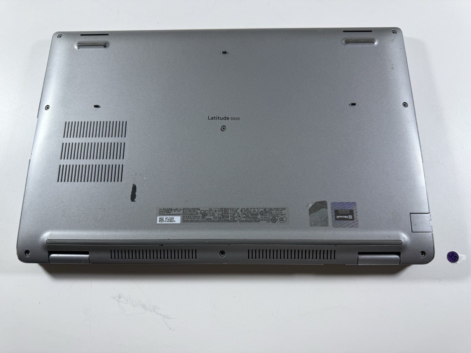 Dell Latitude 5520 15.6” FHD I5-1135G7U 256GB SSD 8GB RAM NO BATTERY Win 11 Pro