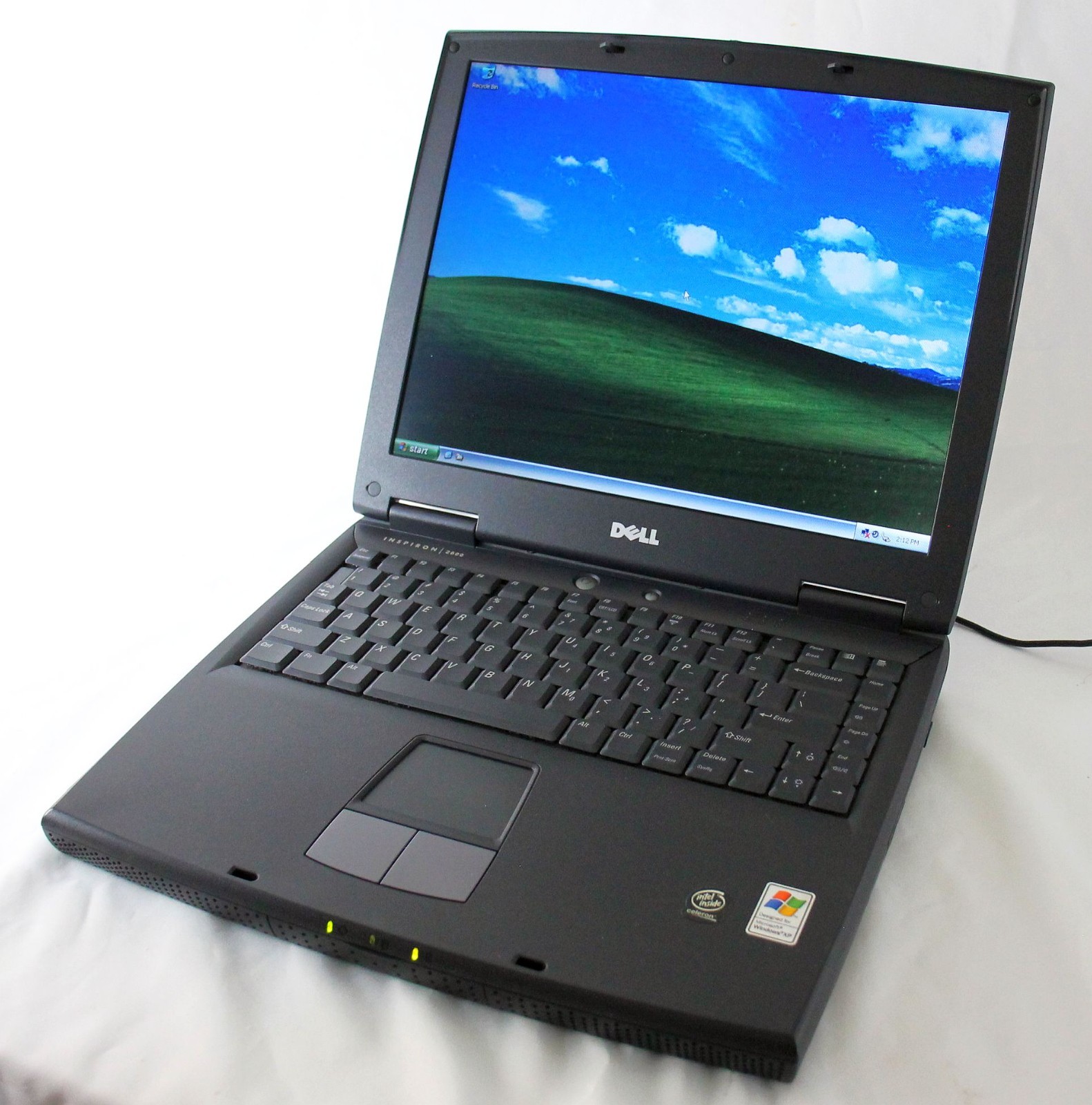 VTG DELL INSPIRON 2600 ~ Celeron/ 14″/512MB RAM/20GB HD/WIN XP ~ TECH SERVICED