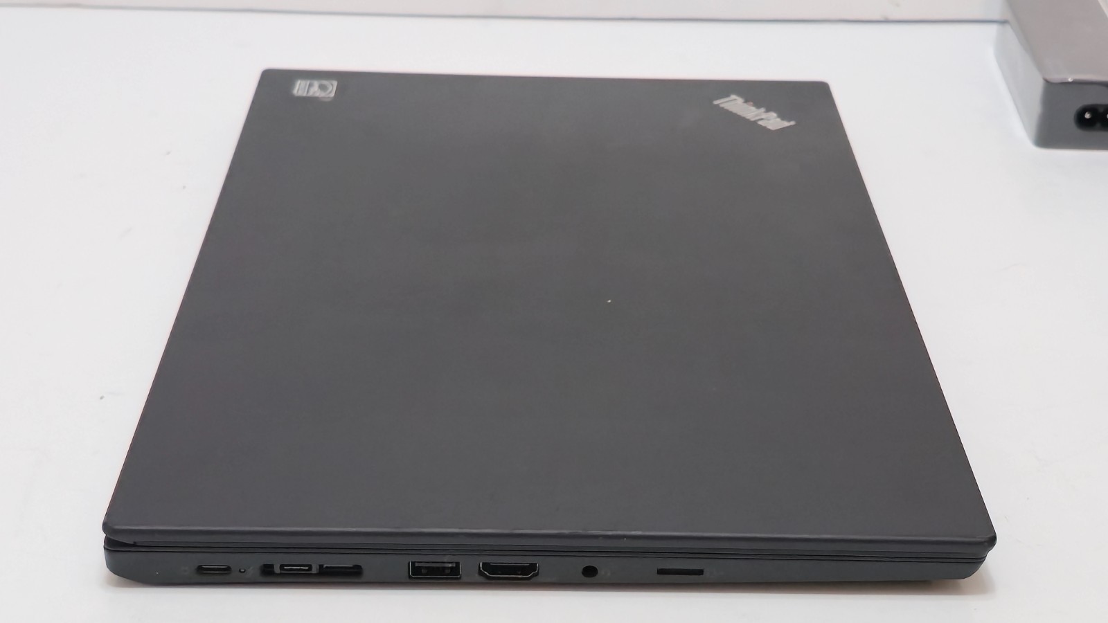 Lenovo ThinkPad P14S Gen 1- Intel i7-10610U, 48GB RAM, 1TB SSD NVIDIA P520 Touch