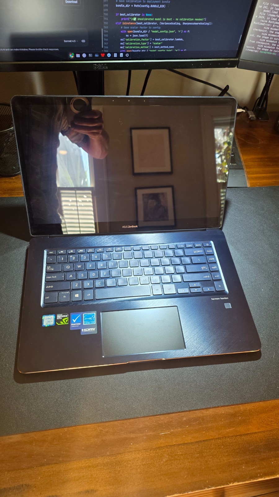 ASUS Zenbook Pro 15 UX580GE i9-8950HK 2TB Disk 16GB RAM Fingerprint + Screenpad