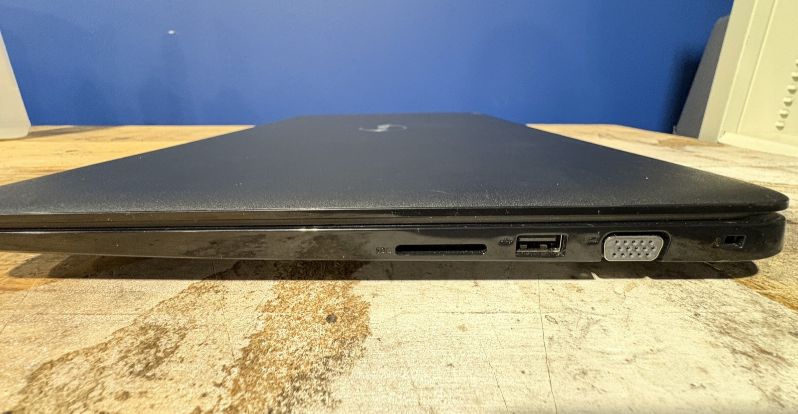 Dell Latitude 3500 15″ i5-8265U 8GB RAM 256GB SSD | No Charger | No OS