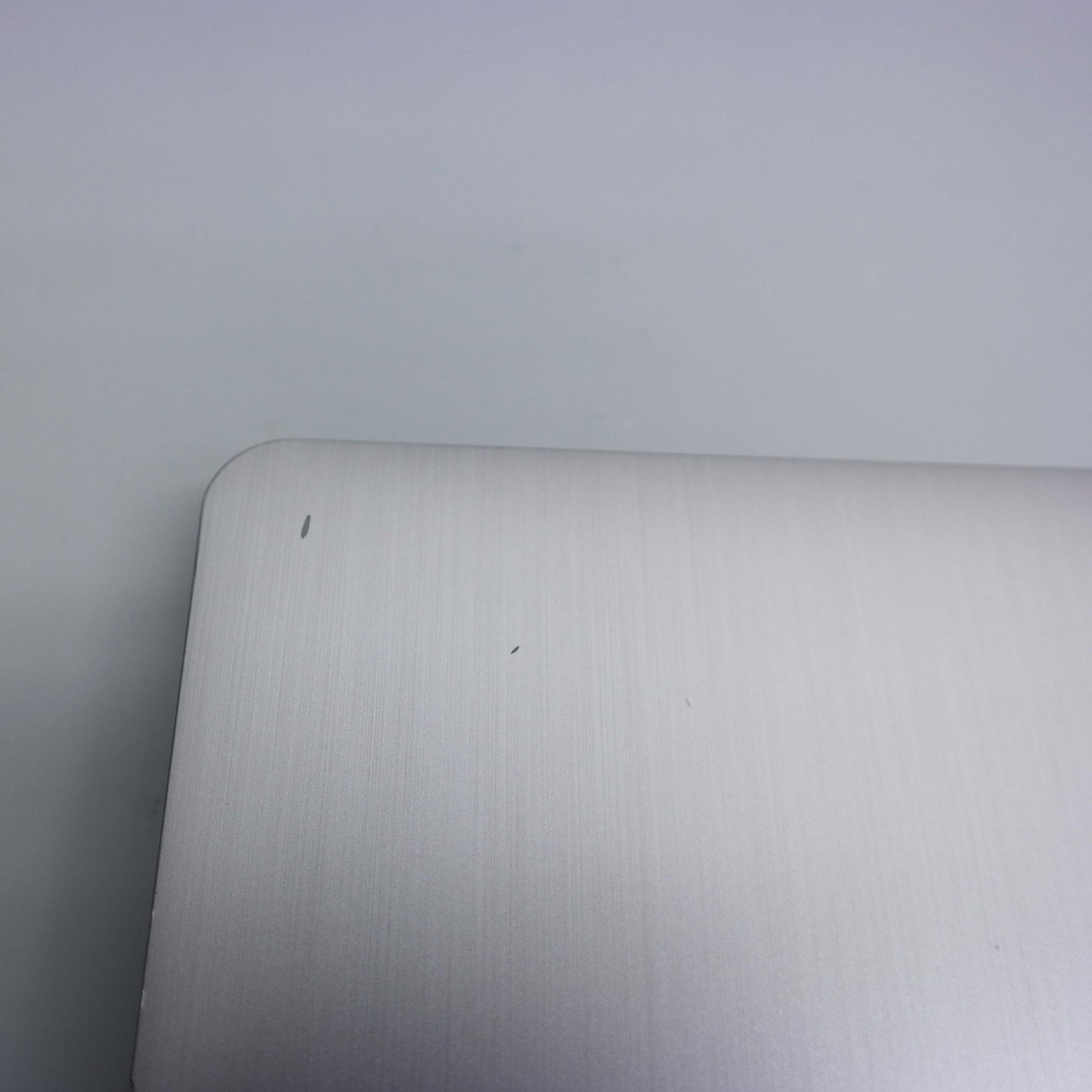 IdeaPad 3 82H801DQUS 15.6″ Intel Core i5-1135G7 12GB 256GB