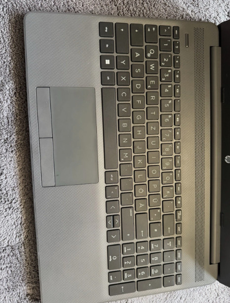 HP 255 G8 15.6 inch (256GB SSD, AMD Ryzen 5 5500U, 2.10GHz, 8GB RAM) Laptop