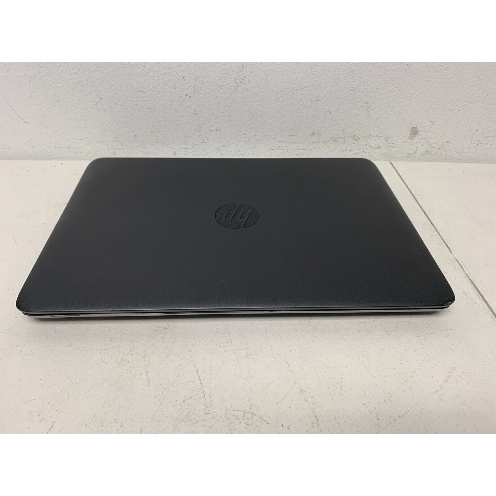 HP Elitebook 745 G2 AMD A10 Pro-7350B R6,10 2.1MHZ 8GB RAM 240GB SSD WIND 10 Pro