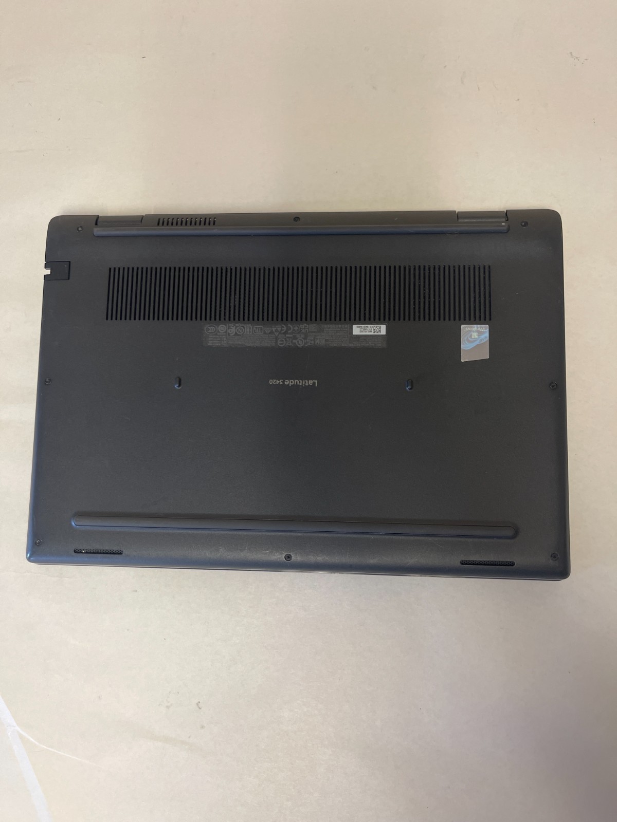 Dell Latitude 3420 Intel i5-1135G7 4.20GHz 8GB RAM No HDD *READ*