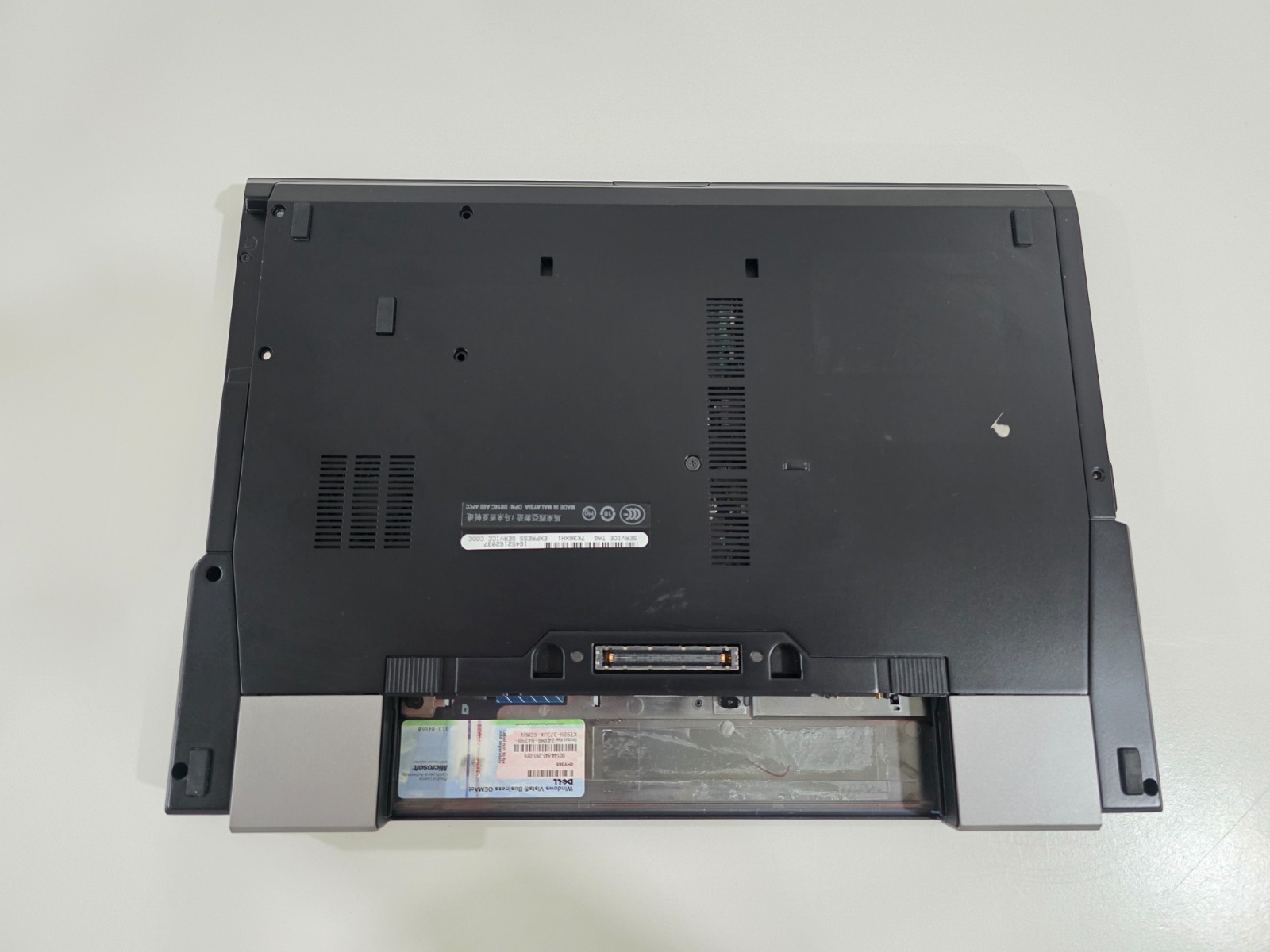 Vintage Dell Latitude E6500 Intel Core2 Duo CPU T9400 4GB Webcam Bluetooth